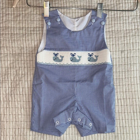 Blue Gingham Baby Romper with Whale Design NWOT sz 3-6m - Picture 1 of 2